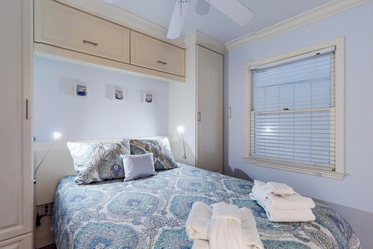 Вилла Breakers Oceanfront Getaway With Amazing View And Pool Хилтон-Хед-Айленд Экстерьер фото